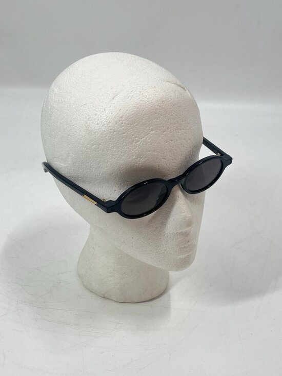Bottega Veneta BV1388S Oval Sunglasses Black Luxury Eyewear Made in Japan main image 2